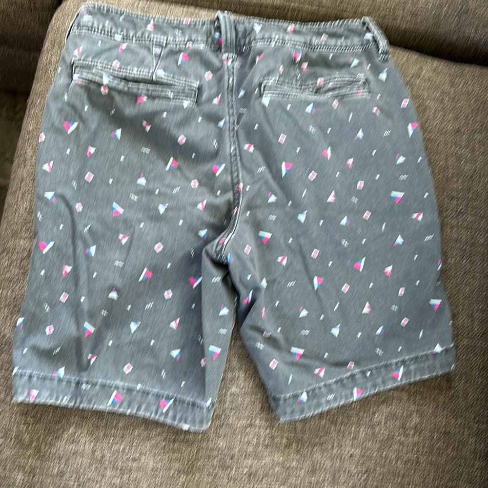 Hollister Men’s Nautical Flag Gray Jean Shorts 30 Waist - Picture 4 of 4